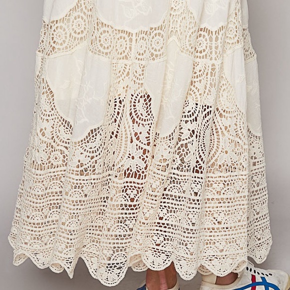 ONE LEFT POL Cream Crochet Knit Metallic Beaded Elastic Waist Maxi Skirt - Picture 6 of 8